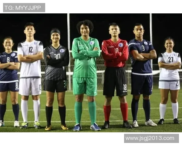 足球明星医美效果对比高清图片展示引领时尚潮流与健康美丽新风尚